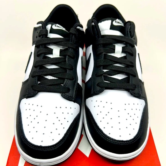 🐼🔥 Nike Dunk Low Panda W/B size 9M/10.5W 🐼🔥 - Picture 2 of 6